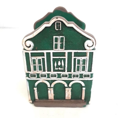Green Curacao House 10.5cm