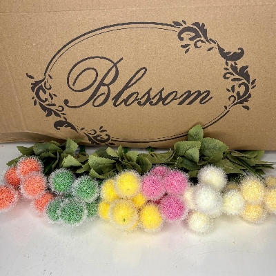 Fluffy Pom Pom Bush