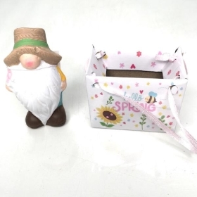 Gonk In Gift Bag Brown Hat 7.5cm
