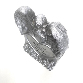 Nan Praying Angel Heart 18cm