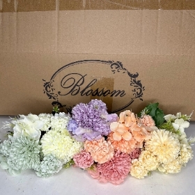 48 x Pom Pom & Hydrangea Bush
