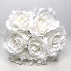 White Rose Bundle 26cm